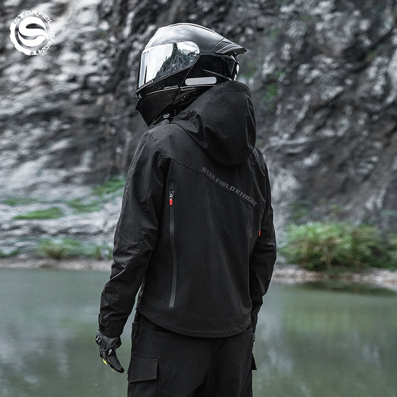 Chaqueta de Motocicleta Negra  - Summer Knights Clothing reseña y precio