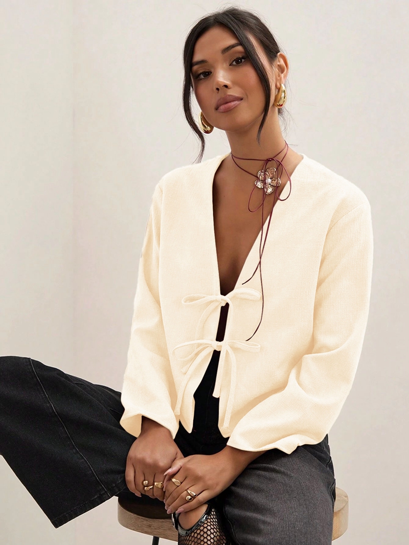 Blusa informal con lazo en la  - Tie Front Shirt reseña y precio